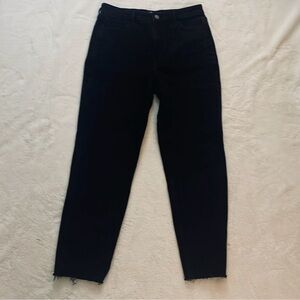 Hollister Straight Leg Raw Hem Jeans- Black - Size 7R (28)